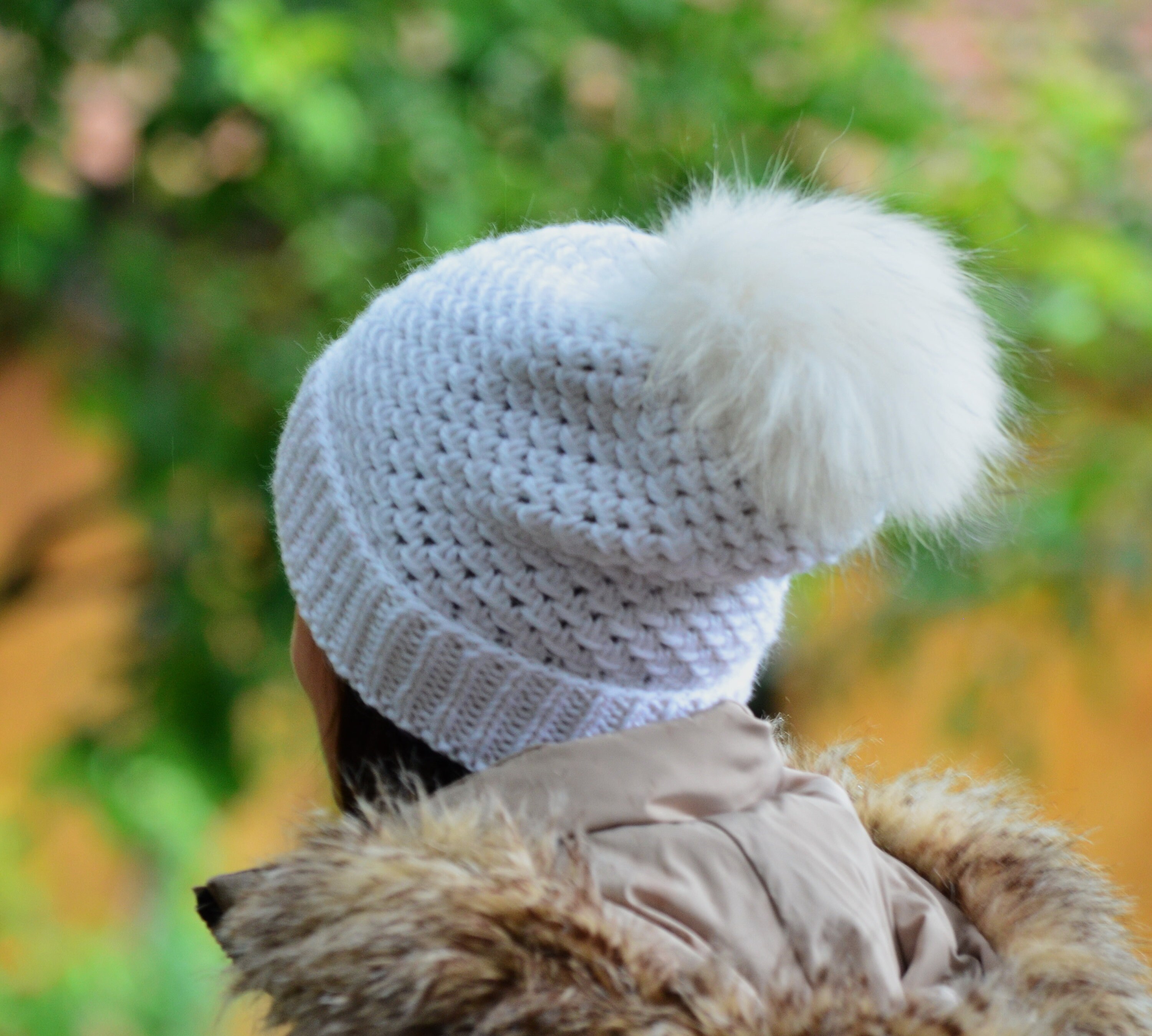 Alpaca Blend Beanie: Hand Knitted Cream Slouchy Hat With Fur  display picture 2