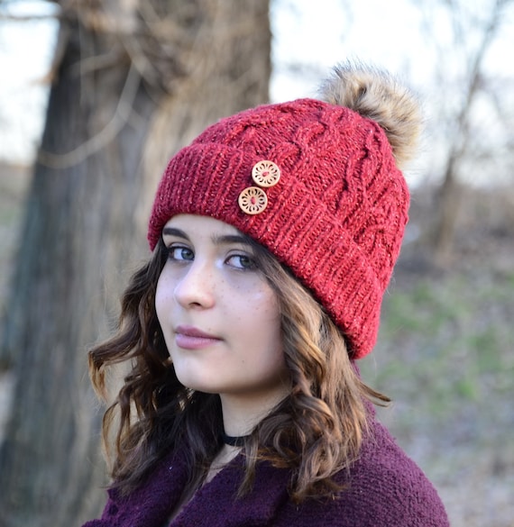 slouchy hat with pom pom