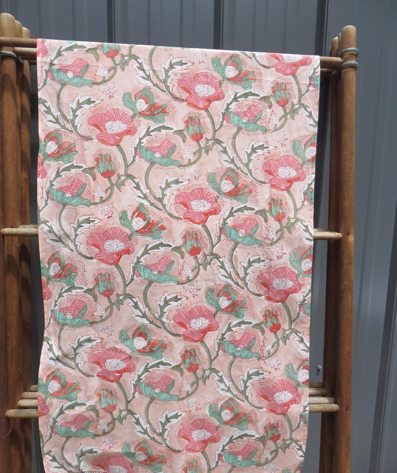Block Print Scarf /Shawl, Head wrap Sustainable Organic Cotton PEACH POPPIES 20" W x72" L , Handmade Gift for Mom Head Wrap, Finished Edge zdjęcie 2