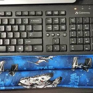 Star Wars, rice-flax seed therapeutic heating/cooling keyboard wrist supports, mouse support, wrist support, office gift