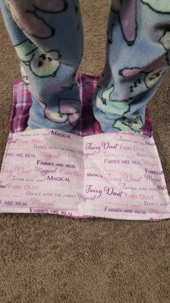 Rice-flax seed therapeutic heating/cooling foot warmer, rice bag, heat pad, cold pack, fairies, magic
