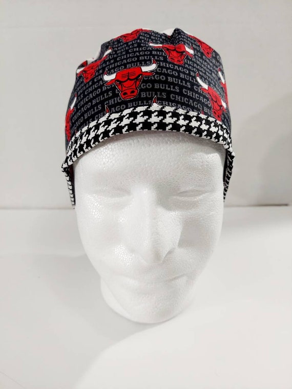 Bulls skull cap on sale