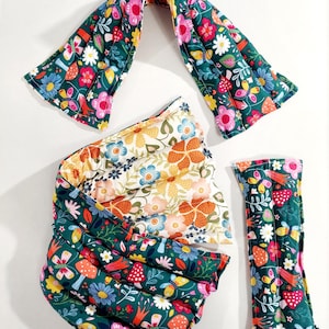 Rice-flax seed therapeutic heating-cooling neck wrap, rice bag, heat pad, cold pack, mushrooms, flowers