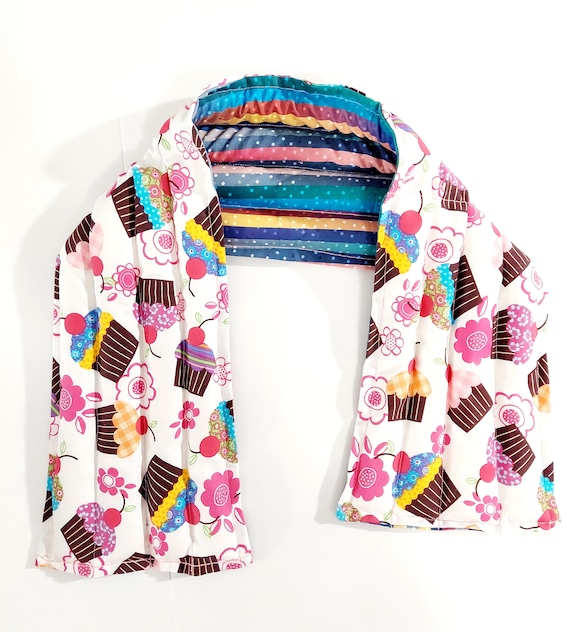 Rice-flax seed therapeutic heating-cooling neck wrap, heat pad, cold pack, eye bag, rice bag, cupcakes