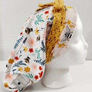 Surgical Cap, Surgery Hat, Women&#39;s Surgical Hat, Chemo Hat, Bees, Flowers
