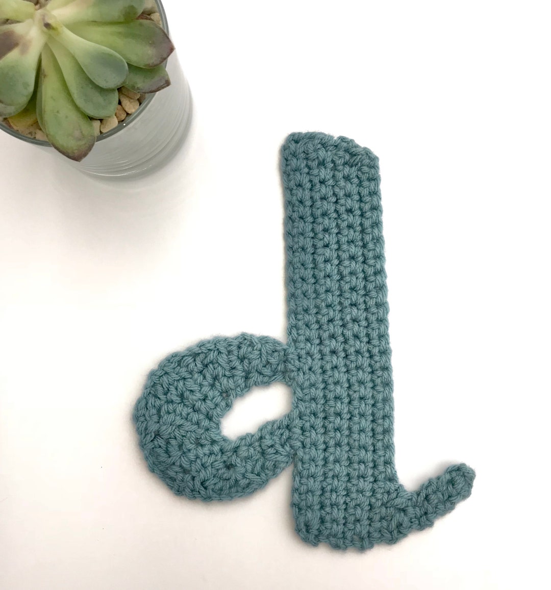 ANGELS & RAINBOWS Font Crochet Letter D Pattern, Crochet Letter Pattern