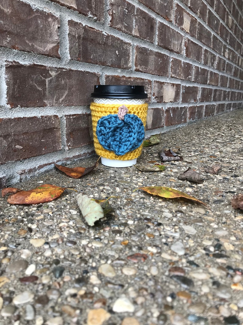Pumpkin coffee cozy crochet pattern, crochet pattern, crochet coffee cozy, pumpkin coffee cozy, fall coffee cozy, fall crochet coffee cozy image 4