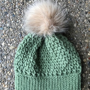 CROCHET PATTERN, Winter&#39;s Edge hat