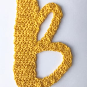 ANGELS & RAINBOWS fuente crochet letra B patrón, patrón de letras de crochet, alfabeto de crochet, letra de crochet, aplique de letras de crochet, monograma