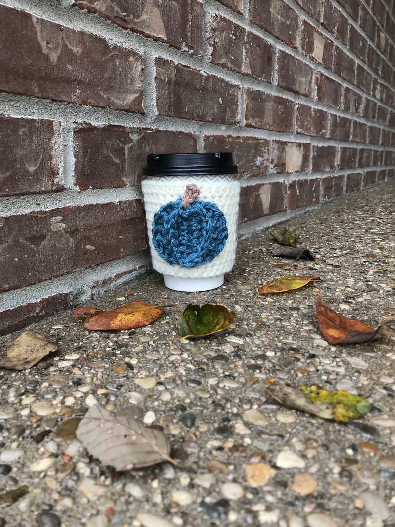 Pumpkin coffee cozy crochet pattern, crochet pattern, crochet coffee cozy, pumpkin coffee cozy, fall coffee cozy, fall crochet coffee cozy image 5