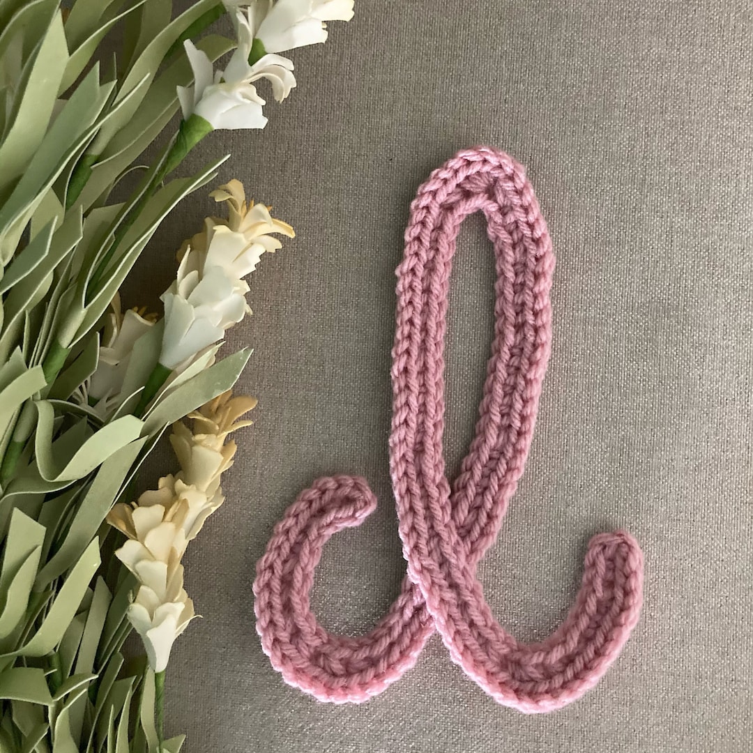 SECRET GARDEN Crochet Font, Lowercase D, Crochet Letters, Crochet