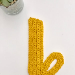 ANGELS & RAINBOWS fuente crochet letra b patrón, patrón de letras de crochet, alfabeto de crochet, letra de crochet, aplique de letras de crochet, monograma