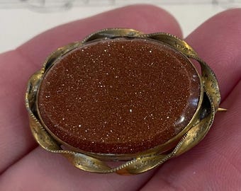 Broche antiguo francés Art Nouveau Goldstone c1920