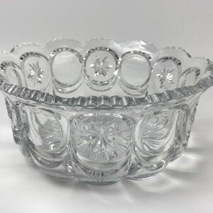 Antique EAPG 8&quot; Bowl - US Glass Company No. 15155 &#39;Cromwell&#39; - ca. 1915