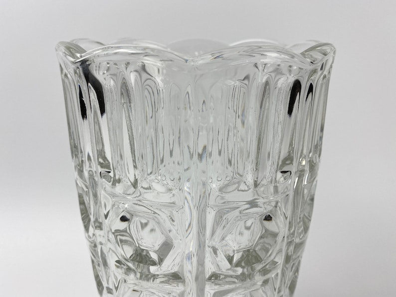 VIntage 9" Italian Glass Vase - Co.Vetro SPA 'Iris' - ca. 1970s to 1980s image 3