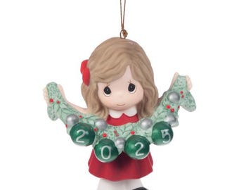 Precious Moments Dated 2025 GIRL Christmas Ornament Deck The Halls 251002