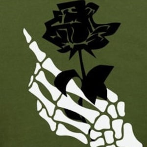 Peut inclure: Une main squelettique blanche tenant une rose noire avec une tige verte.