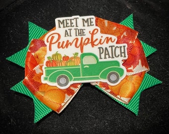 2.25”-2.5” wide Pumpkin patch truck bow