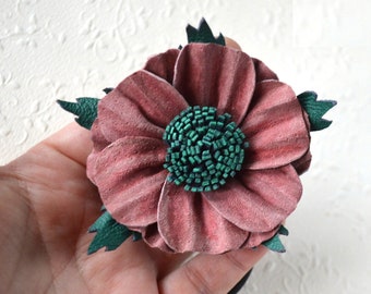 pale pink daisy flower hair tie genuine leather jewelry handmade cottagecore Hair Accessories leather scrunchy chamomile, floral nature gift