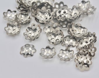 20pcs, 10mm, capuchons de perles de fleurs en alliage en argent antique