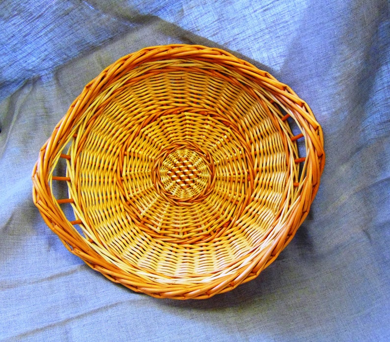 Bread Tray, Bread Basket, Fruit Tray, Round Willow Tray, Small Shallow