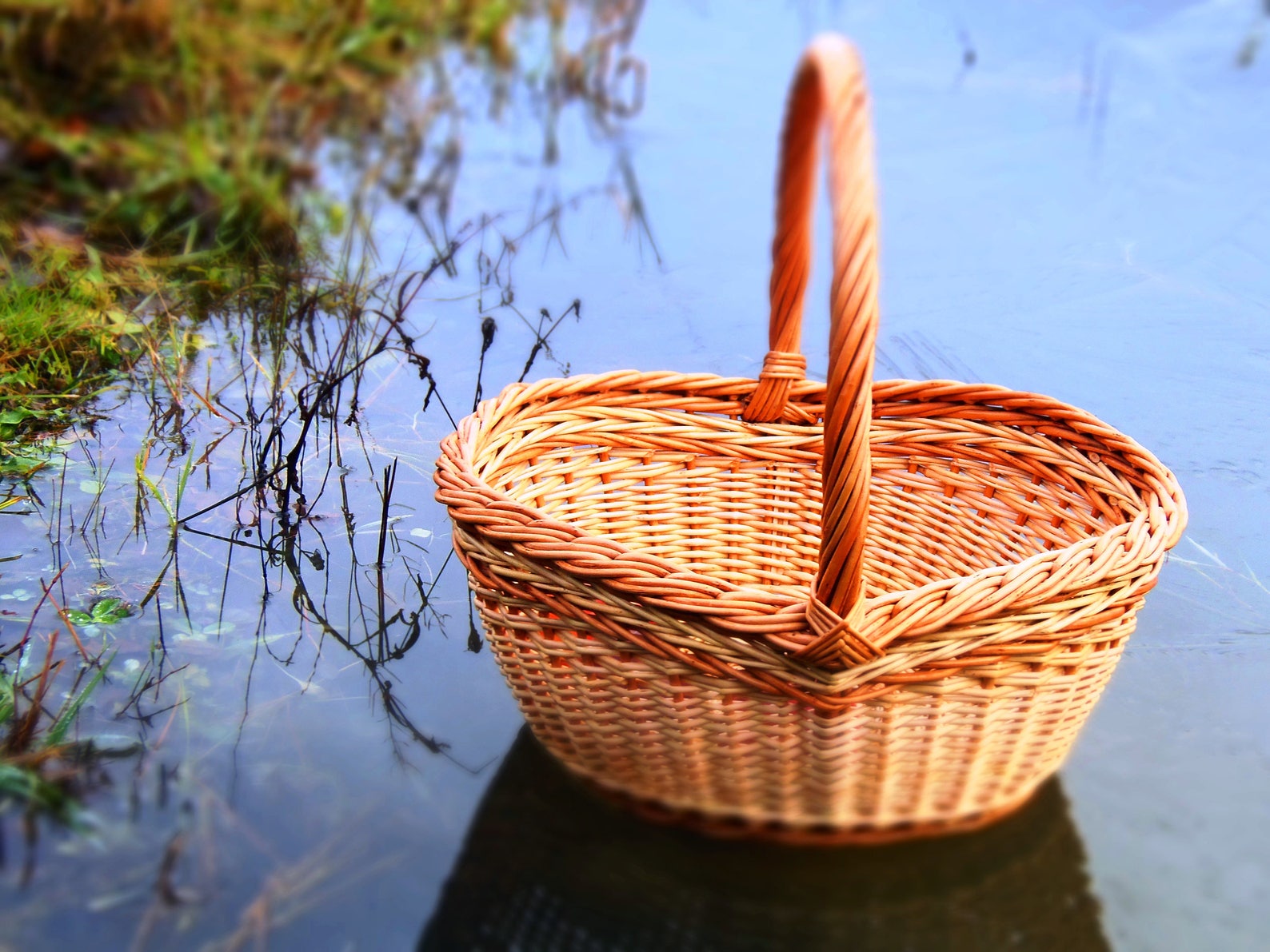 Wicker Basket Willow Basket Basket With Handle Country Etsy