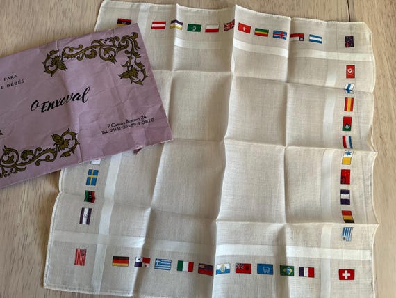 Vintage Silk Hankerchief With Flags Of The World.
