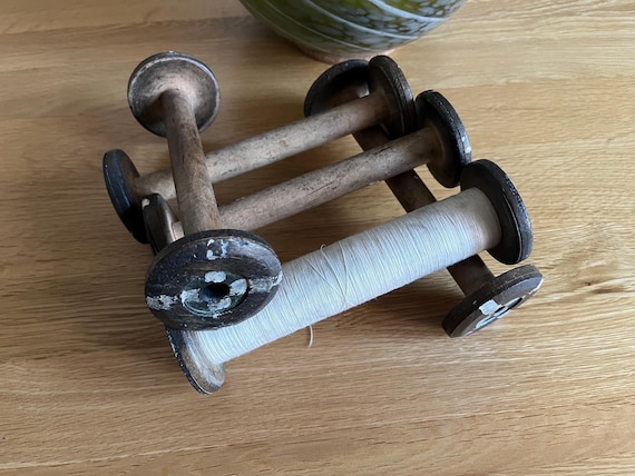 Collection Of Vintage Industrial Textile Bobbins Measuring 17cm.