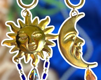 Brincos Sol e Lua: Brincos de latão