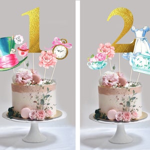 Fondant Alice In Wonderland Cake Topper Fondant Queen Of Etsy Fondant Alice In Wonderland Cake Topper Fondant Queen Of Etsy