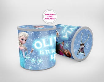 Embalagem personalizada de Pringles Frozen | Lembrancinha de festa da Elsa e Anna (Arquivo digital)
