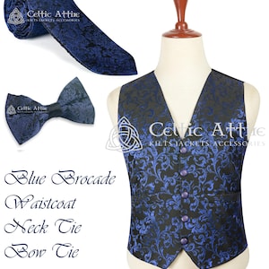Op de afbeelding: Een blauwe brokaatvest, stropdas en vlinderdas set. Het vest, met een bloemmotief in blauw en zwart, wordt op een mannequin getoond. De stropdas en vlinderdas, opgerold en gevouwen, tonen hetzelfde ontwerp. De tekst "Celtic Attire" is zichtbaar.