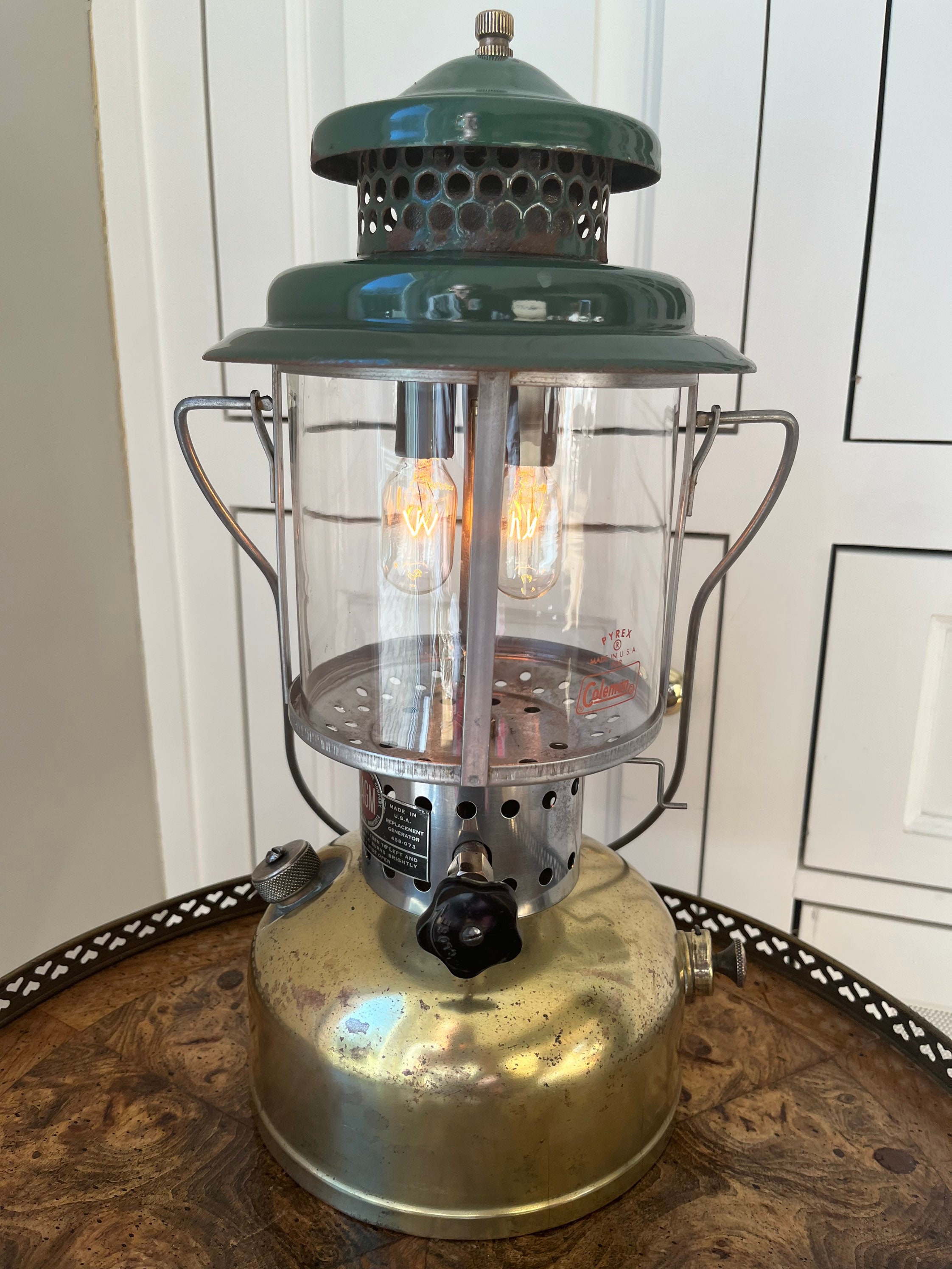 Vintage Coleman Easi-lite 222B Gaz Lantern,camping Lantern,rustic Decor  Light 
