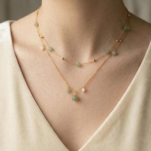 Asymmetric Green Jade & Freshwater Pearl Necklace: Sterling Silver Crystal Choker，August Lucky Charm Birthstone