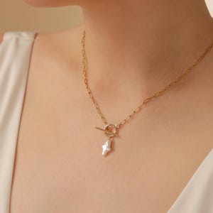 Dainty Star Pearl Pendant Necklace，Natural Baroque Pearl Choker Necklace，Charm Layered Necklace，Wedding Jewelry，Bridesmaid Gift For Women