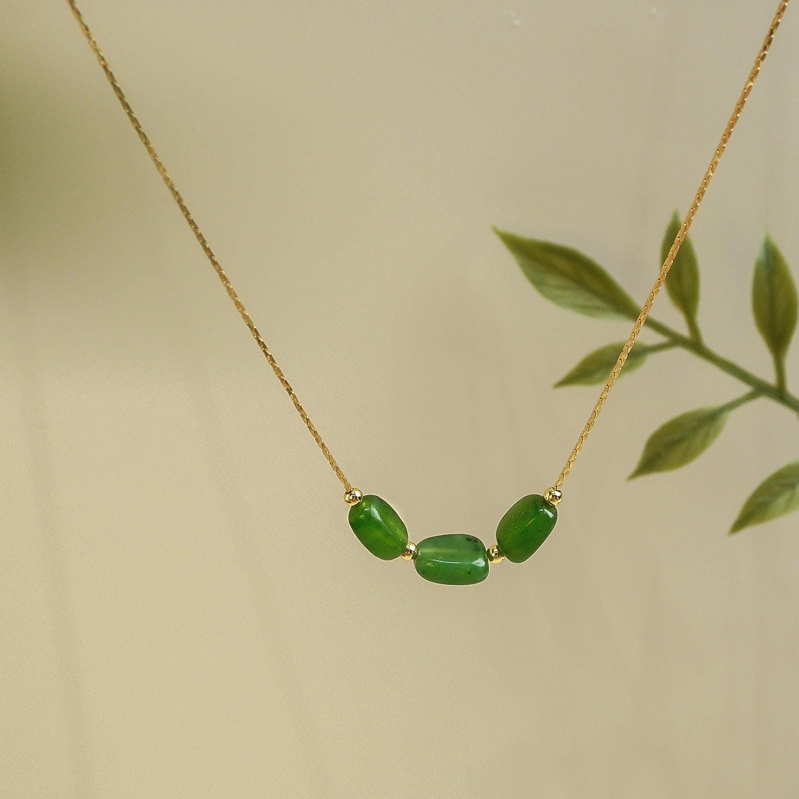 Collier En Jade Vert émeraude Naturel - 3 Rangs (6mm, 6mm, 8mm) - 450 Carats, 90 Grammes - Longueurs 46/48,5/51 Cm - Neuf Avec étiquettes