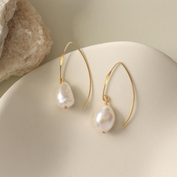 Natural Baroque Pearl Dangle Earrings: Sterling Silver EarHooks，Bridal Wedding Jewelry