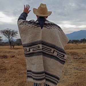 Poncho wool, 100% handmade Mexican gaban wool poncho