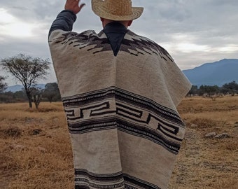 Poncho wool, 100% handmade Mexican gaban wool poncho