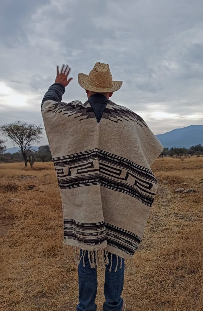 Poncho wool, 100% handmade Mexican gaban wool poncho image 1