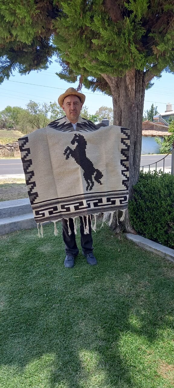 ウール100%のポンチョ・メキシカンギャバン ウール100%のポンチョ・メキシカンギャバン
