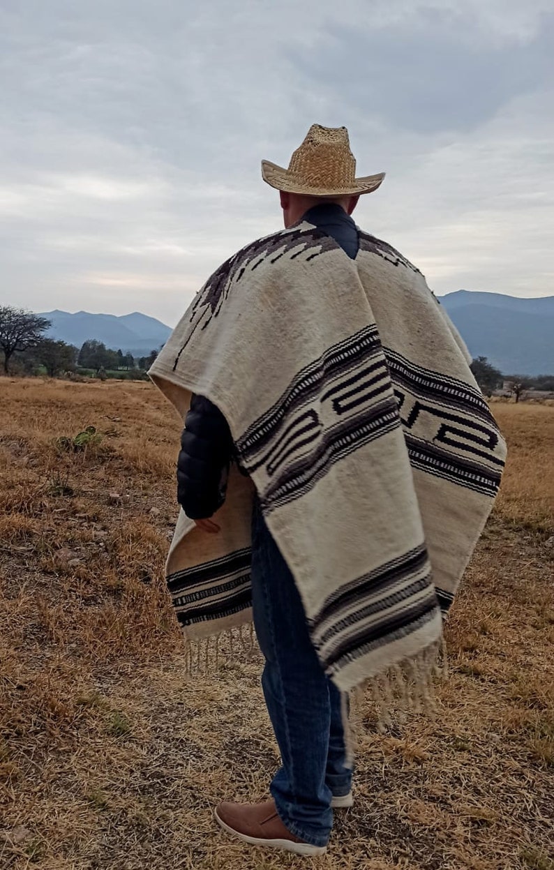 Poncho wool, 100% handmade Mexican gaban wool poncho image 3