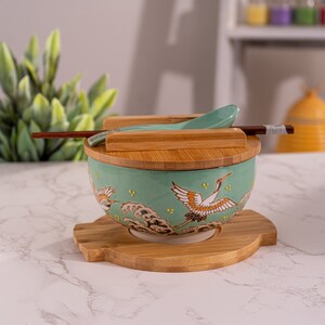 Hinomaru Collection Kamameshi Style Noodle Bowl with Bamboo Lid Trivet Chopsticks & Porcelain Spoon Bowl Set Hand Painted Crane Design