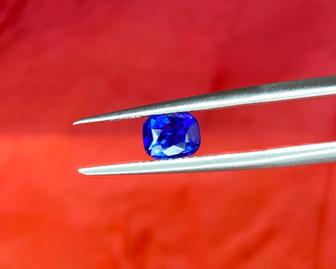 ceylonese blue sapphire ceylonese blue sapphire