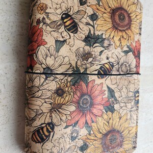 A5 cork planner cover, folio cousin cover, vegan planner cover, sunflower and bee cover sustainable accessories, gift for planner lover image 8