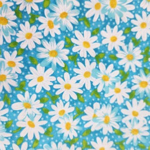 margarida embalada, tecido de margarida azul, tecido de quilting de lembrança por metro, algodão para colchas, tecido azul claro com margaridas, tradições de tecido