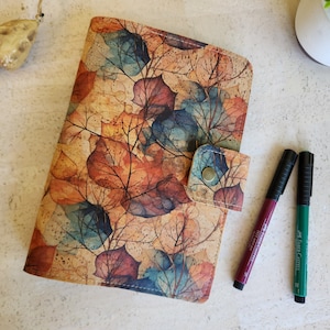 deluxe A5, A6 or B6 planner cover, journal cover, leaves cork journal cover, cousin planner cover, planner cover with pockets and snap tab