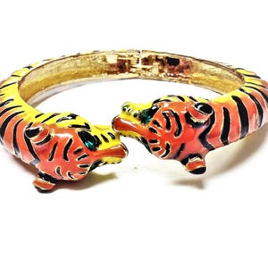 18K Gold Plated Panther Bracelet Tiger Cuff Bracelet Unisex Double Head Panther Cuff Bracelet Enamel Gold Plated with Green Rhinestone