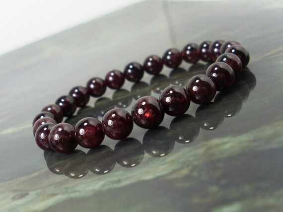 Natural garnet best sale bracelet