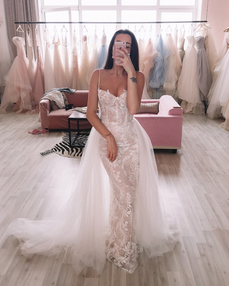 Boom Wedding Dresses
